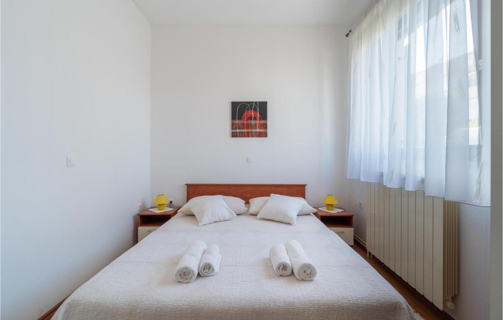 Awesome Apartment In Pula With Wifi Bagian luar foto