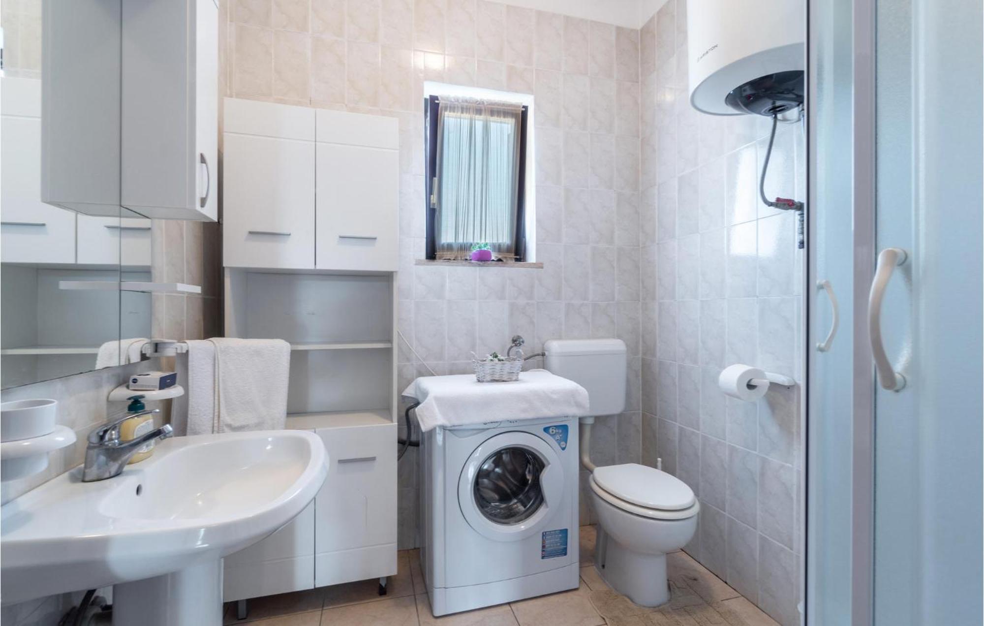 Awesome Apartment In Pula With Wifi Bagian luar foto