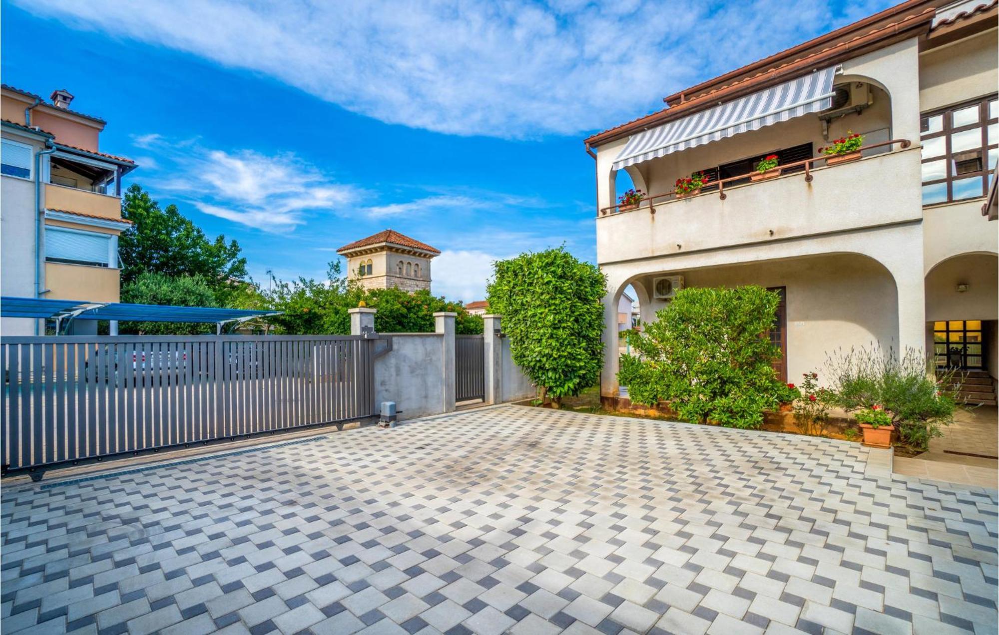 Awesome Apartment In Pula With Wifi Bagian luar foto